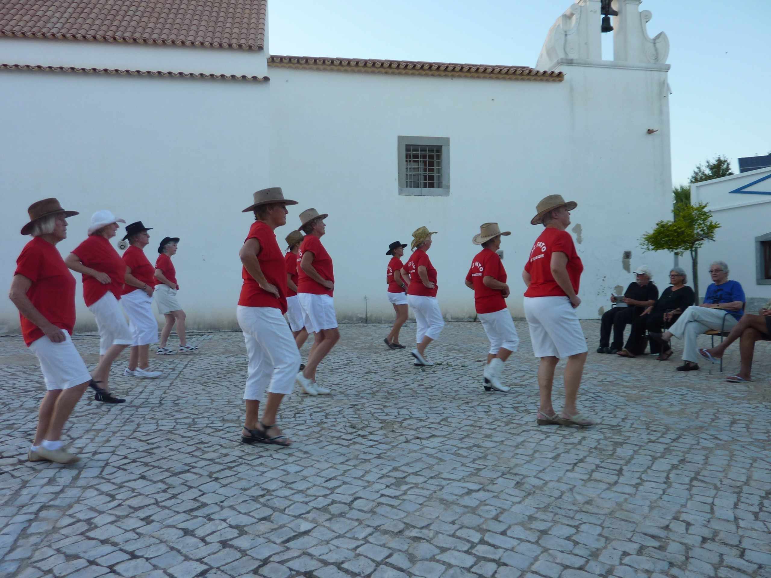 Faz Fato Line Dancers Performing in Largo do Santa Ana 