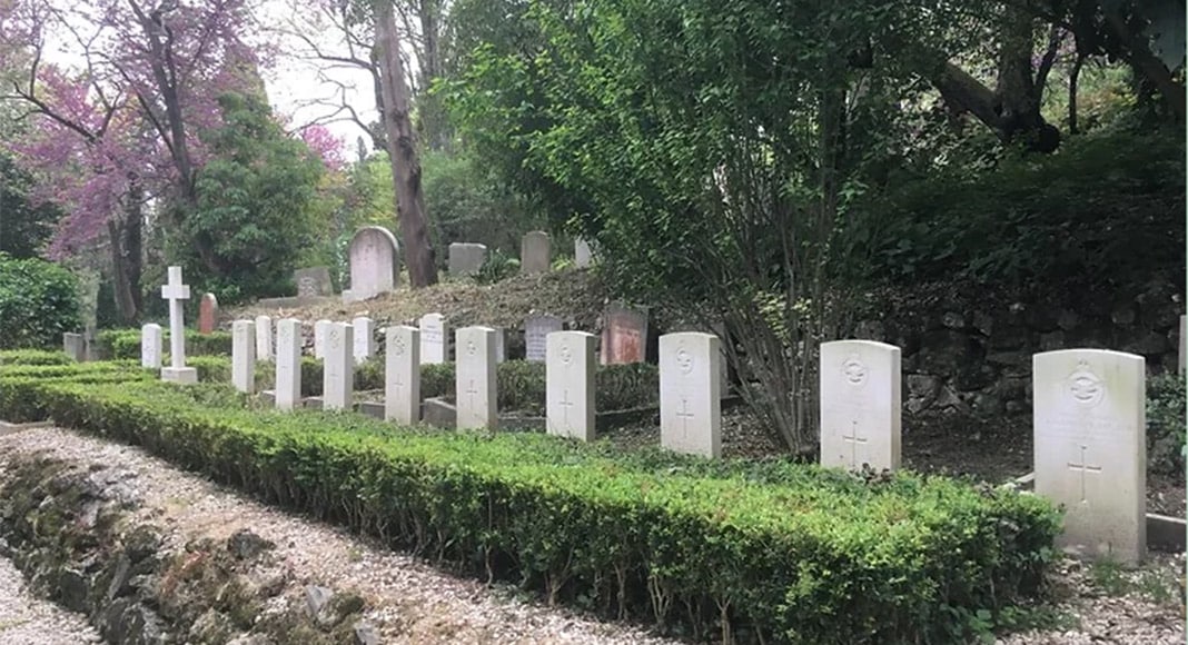 Commonwealth War Graves copy